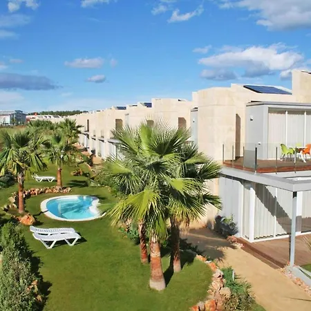 Facing The Pool *
